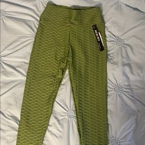 New Mix Booty Lifting Leggings